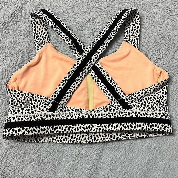 lululemon Rack Pack It Sports Bra - Picture 6 of 9